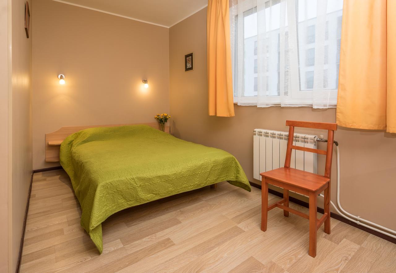 Lillekuela Hotel Таллин Экстерьер фото